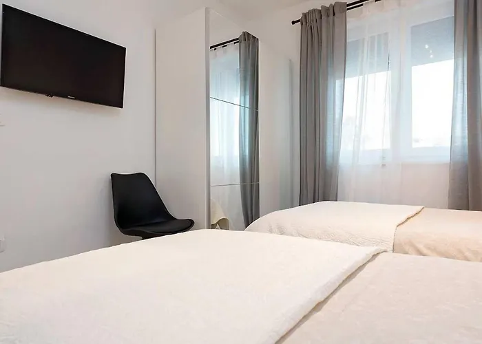 Adrijana 1 * ポレッチ