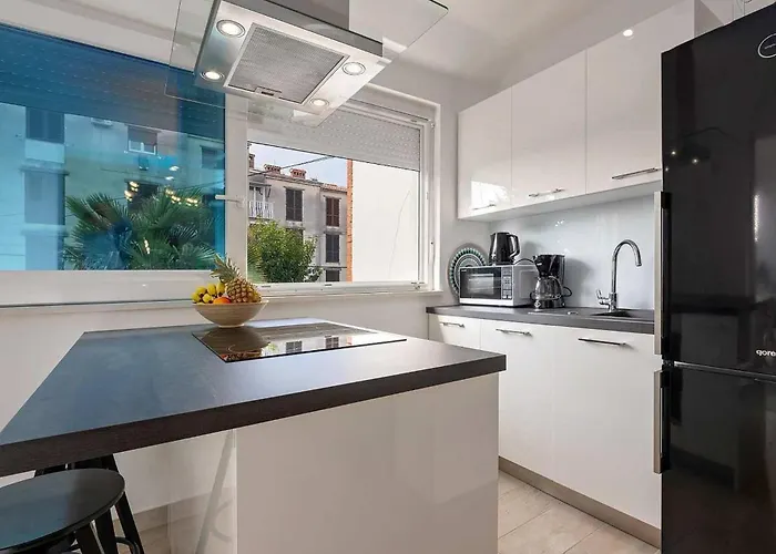 아파트 Adrijana 1